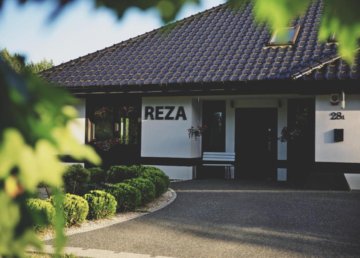 Villa Reza à Bełchatów Extérieur photo
